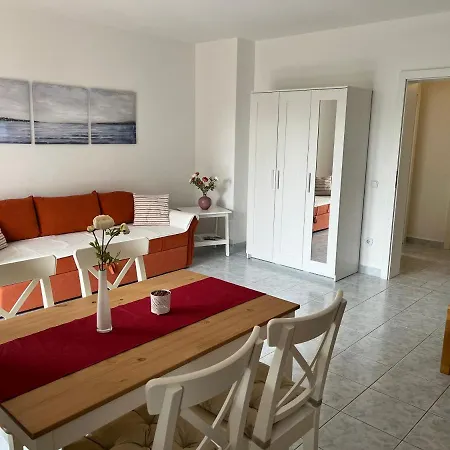 Apartament Senija *